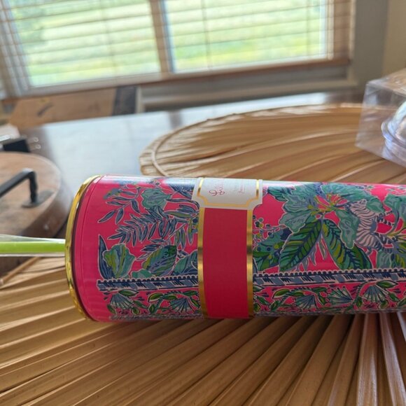 Lilly Pulitzer Tumbler with Straw - Picture 2 of 5
